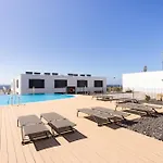 Apartmán Home2book Cozy & Modern Apt, Pool & Terrace