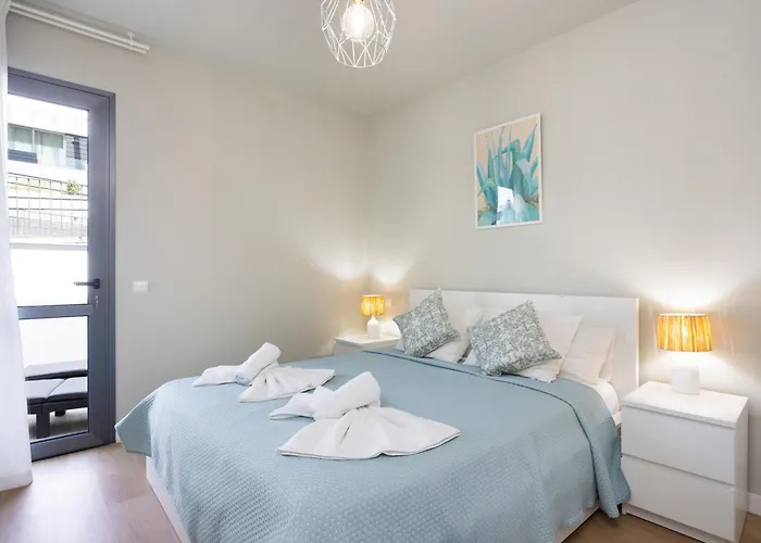 Home2book Cozy & Modern Apt, Pool & Terrace Apartament