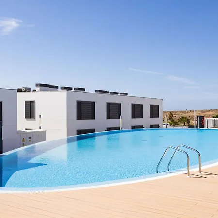 Home2book Cozy & Modern Apt, Pool & Terrace Appartement *