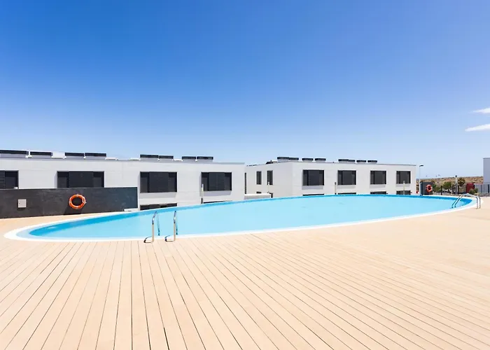 아파트 Home2book Cozy & Modern Apt, Pool & Terrace