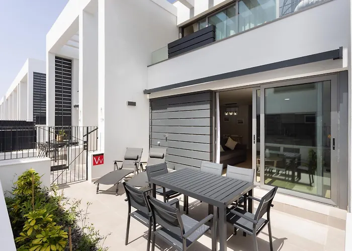 Home2book Cozy & Modern Apt, Pool & Terrace