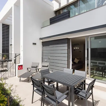 Home2book Cozy & Modern Apt, Pool & Terrace