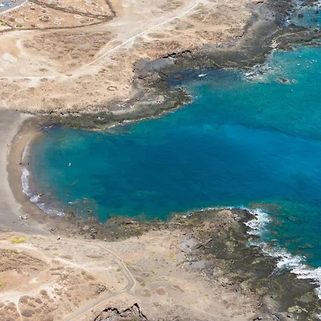 Home2book Cozy & Modern Apt, Pool & Terrace Apartment *