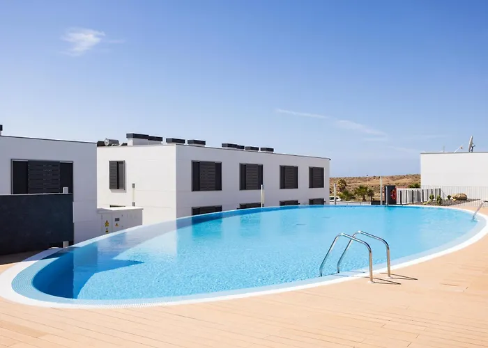 Home2book Cozy & Modern Apt, Pool & Terrace Apartmán *